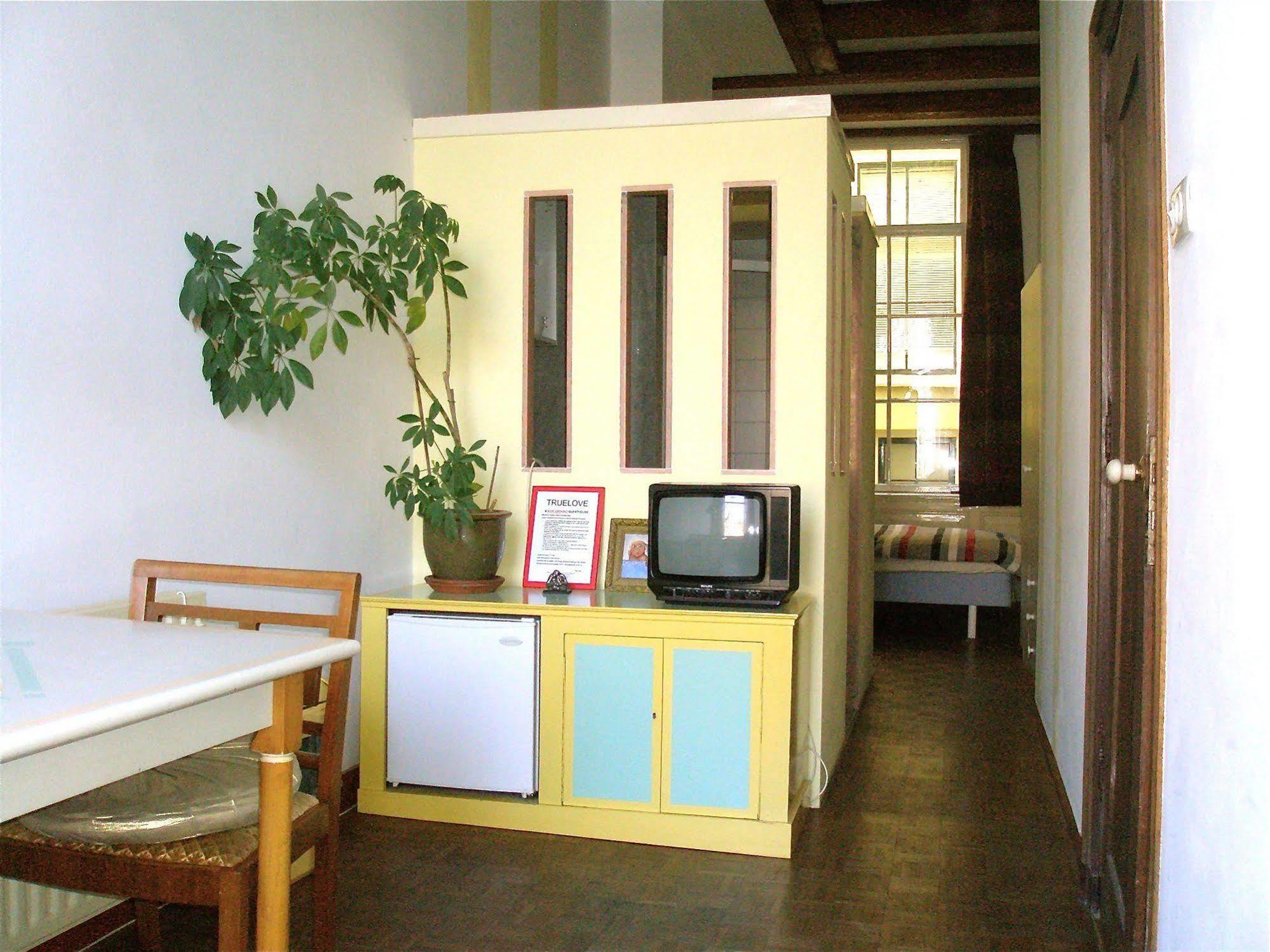 Truelove Guesthouse Amsterdam Ngoại thất bức ảnh